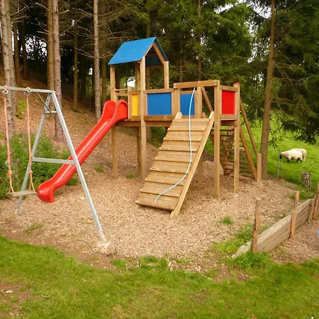 Panoramic Retreat, Thirimont, Cleaning Included Holiday home