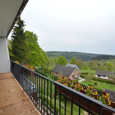 Panoramic Retreat, Thirimont, Cleaning Included Holiday home Thirimont